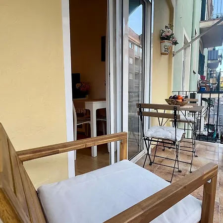 Super Comfy And Homey 4Br Apartment Peachy Stays Malaga Exterior photo